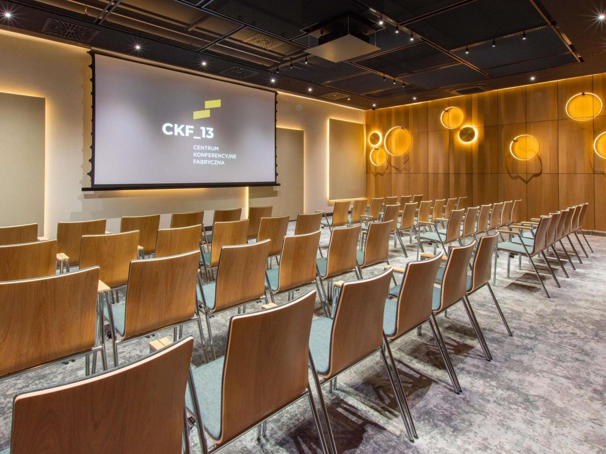 Mercure Fabryczna 4*
